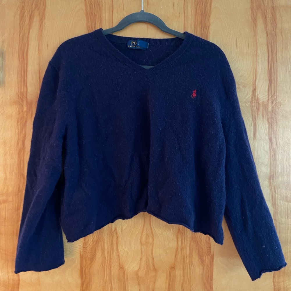 Cute boyfriend fit cropped vintage Ralph Lauren polo sweater